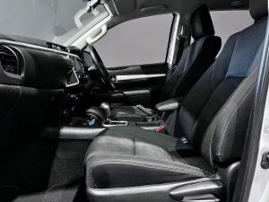 Toyota Hilux 2.8GD-6 double cab 4x4 Raider auto - Image 19