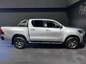 Toyota Hilux 2.8GD-6 double cab 4x4 Raider auto - Image 4