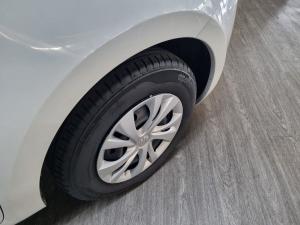 Suzuki Swift 1.2 GL manual - Image 12