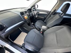 Toyota Urban Cruiser 1.5 XR - Image 7