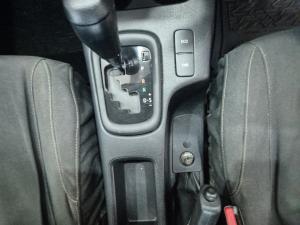Toyota Hilux 2.4GD-6 Xtra cab Raider auto - Image 10