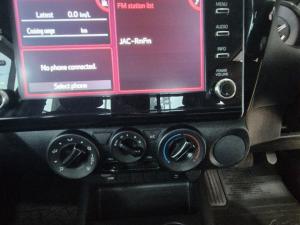 Toyota Hilux 2.4GD-6 Xtra cab Raider auto - Image 11