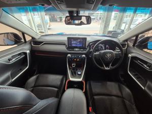 Toyota RAV4 2.0 GX-R AWD - Image 9