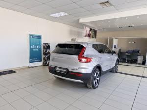 Volvo XC40 B4 Plus Bright - Image 2