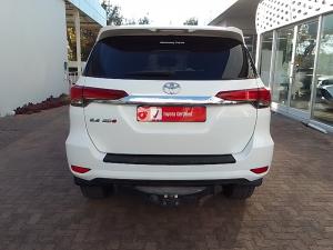 Toyota Fortuner 2.4GD-6 auto - Image 5