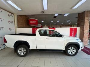 Toyota Hilux 2.8GD-6 Xtra cab 4x4 Raider - Image 3