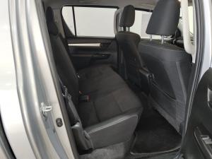 Toyota Hilux 2.4GD-6 double cab Raider manual - Image 16