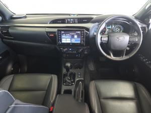 Toyota Hilux 2.8GD-6 double cab 4x4 Legend auto - Image 6