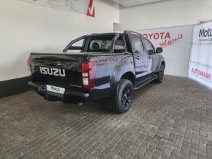 Isuzu D-Max 250 double cab X-Rider Black - Image 2