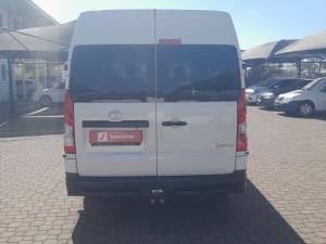 Toyota Quantum 2.8 SLWB panel van - Image 6