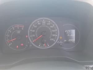 Toyota Quantum 2.8 SLWB panel van - Image 10