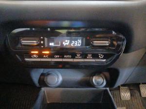 Toyota Starlet 1.5 XS manual - Image 15