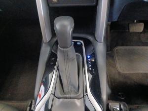 Toyota Corolla Cross 1.8 Hybrid XS - Image 13
