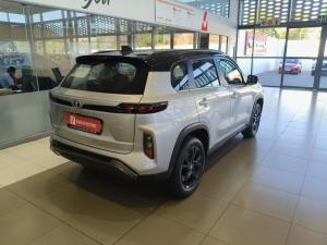 Toyota Urban Cruiser 1.5 XR automatic - Image 2