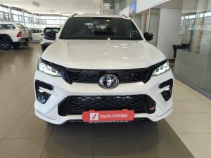 Toyota Fortuner 2.8GD-6 4X4 GR-S automatic - Image 4