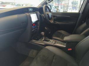 Toyota Fortuner 2.8GD-6 4X4 GR-S automatic - Image 7