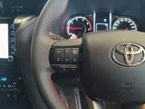 Toyota Fortuner 2.8GD-6 4X4 GR-S automatic - Image 9