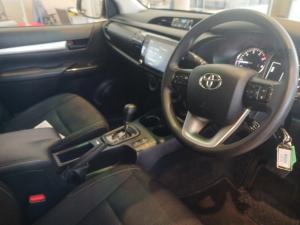 Toyota Hilux 2.4 GD-6 Raider X 4X4 automaticD/C - Image 7