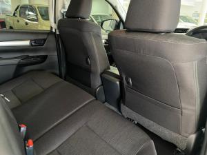 Toyota Hilux 2.4 GD-6 RB Raider automaticD/C - Image 12