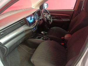 Toyota Rumion 1.5 TX automatic - Image 7