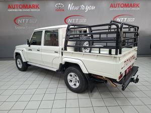 Toyota Land Cruiser 79 4.5DD/C - Image 15