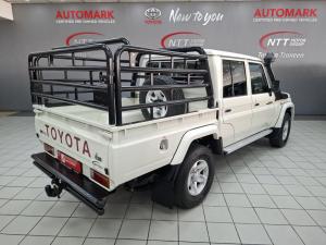 Toyota Land Cruiser 79 4.5DD/C - Image 2