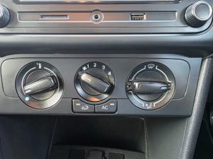 Volkswagen Polo Vivo 1.4 Comfortline - Image 10