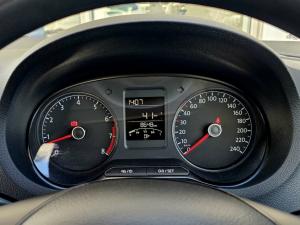 Volkswagen Polo Vivo 1.4 Comfortline - Image 6