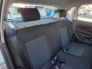 Volkswagen Polo Vivo 1.4 Comfortline - Image 17