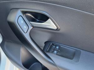 Volkswagen Polo Vivo 1.4 Life - Image 14