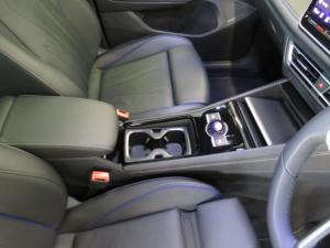 Volkswagen Tiguan 1.4 TSI R-LINE DSG - Image 18