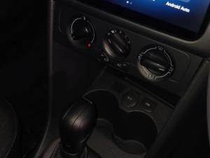 Volkswagen Polo Vivo 1.6 Life TIP - Image 9