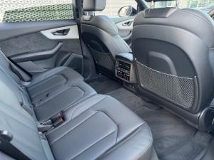 Audi Q8 55TFSI Quattro TIP Black Edition - Image 8