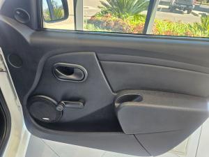 Nissan NP200 1.6 Safety PackS/C - Image 11