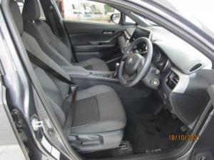Toyota C-HR 1.2T - Image 13