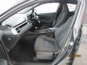 Toyota C-HR 1.2T - Image 9