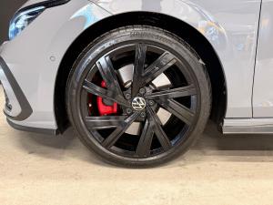 Volkswagen Golf GTI - Image 14