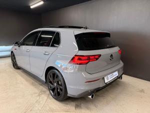 Volkswagen Golf GTI - Image 5