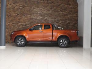 Isuzu D-Max 3.0TD Extended cab LSE 4x4 - Image 2
