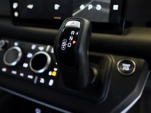 Land Rover Defender 110 D300 X-Dynamic HSE - Image 20