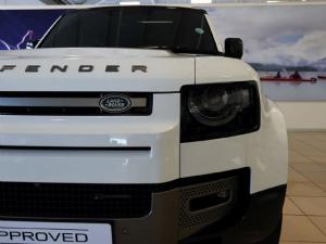 Land Rover Defender 110 D300 X-Dynamic HSE - Image 25