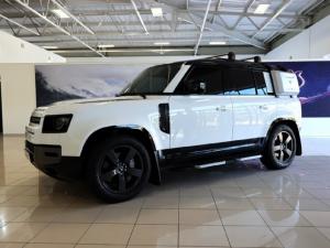 Land Rover Defender 110 D300 X-Dynamic HSE - Image 3