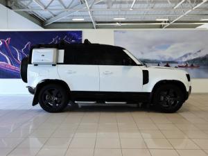 Land Rover Defender 110 D300 X-Dynamic HSE - Image 7