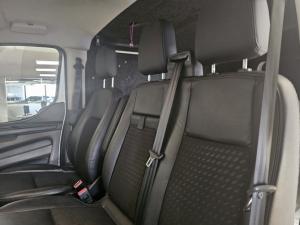 Ford Tourneo Custom 2.2TDCi SWB Limited - Image 10