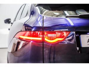 Jaguar F-Pace 30d AWD R-Sport - Image 13