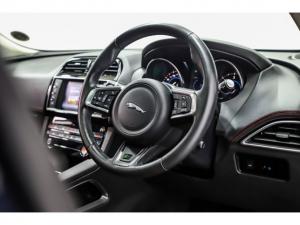 Jaguar F-Pace 30d AWD R-Sport - Image 14