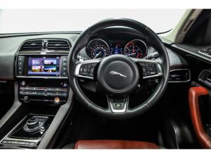 Jaguar F-Pace 30d AWD R-Sport - Image 7