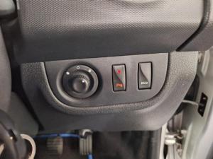 Renault Sandero 66kW turbo - Image 11