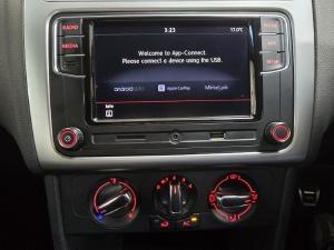 Volkswagen Polo Vivo hatch 1.4 Trendline - Image 11