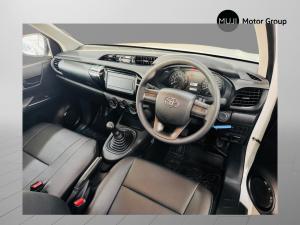 Toyota Hilux 2.0 single cab S (aircon) - Image 5